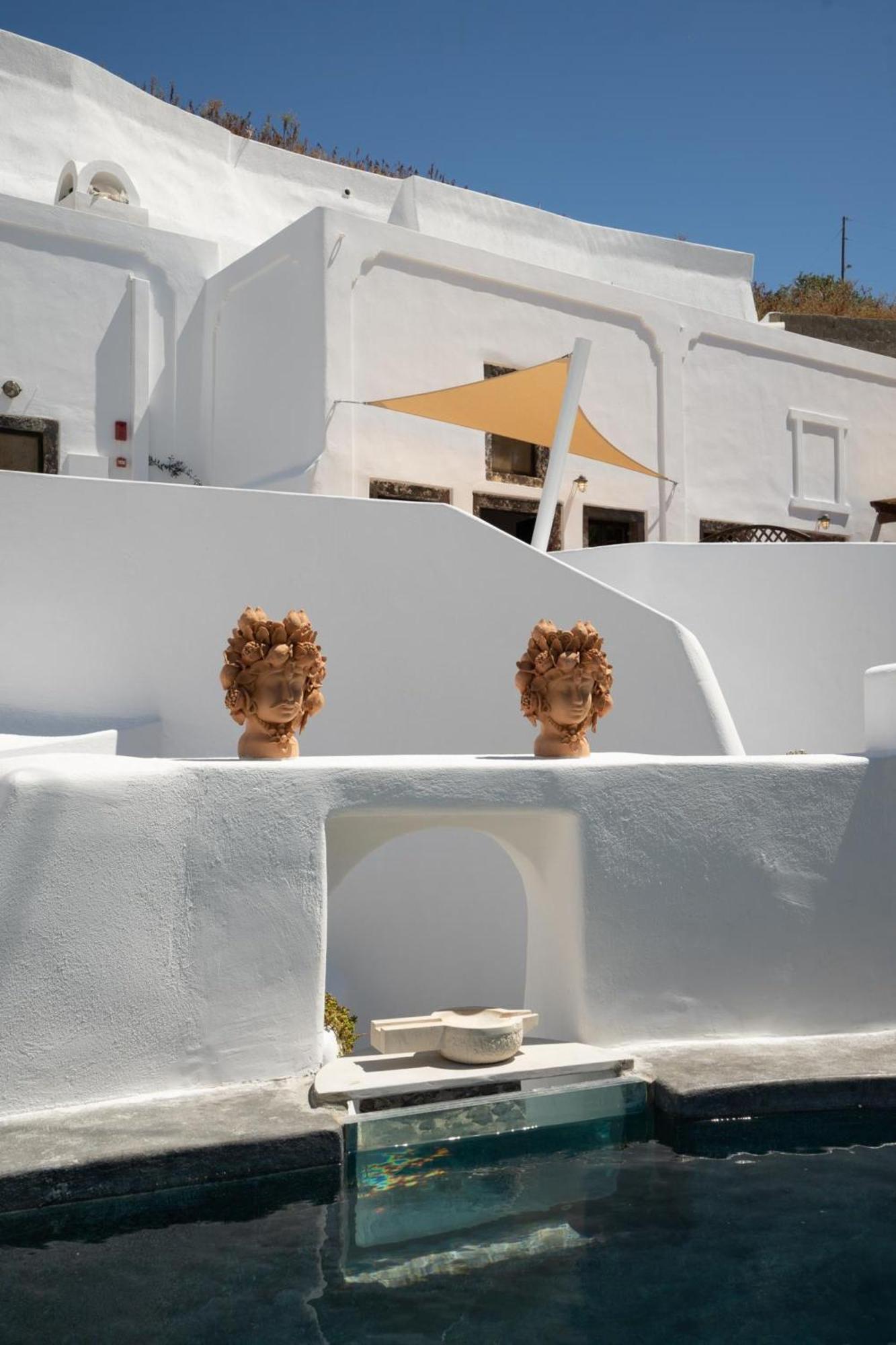 Madame Kalitsi Cozy Suites Fira  Extérieur photo