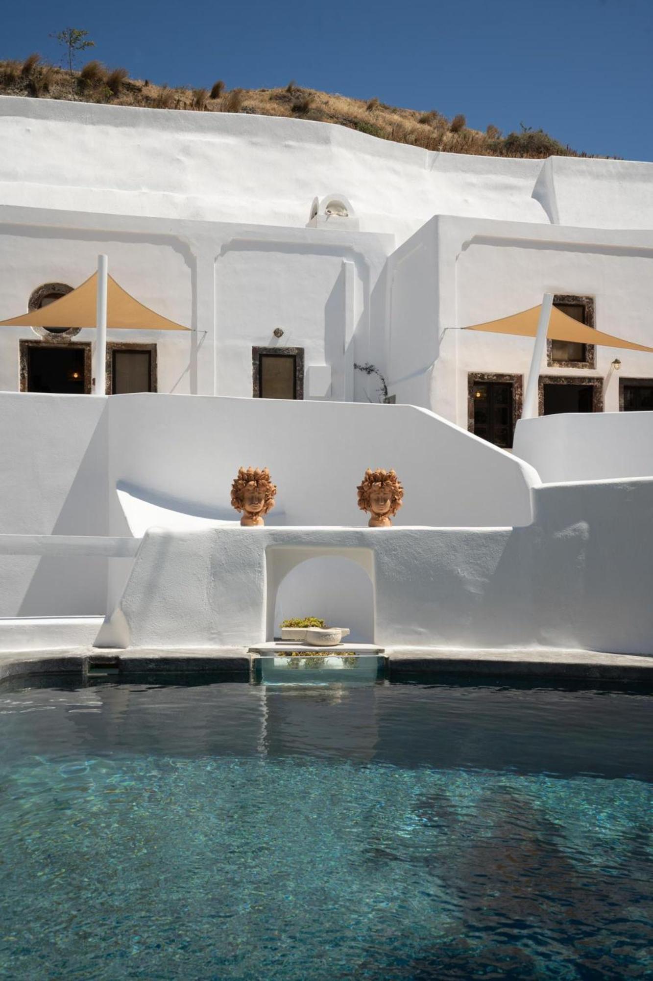 Madame Kalitsi Cozy Suites Fira  Extérieur photo